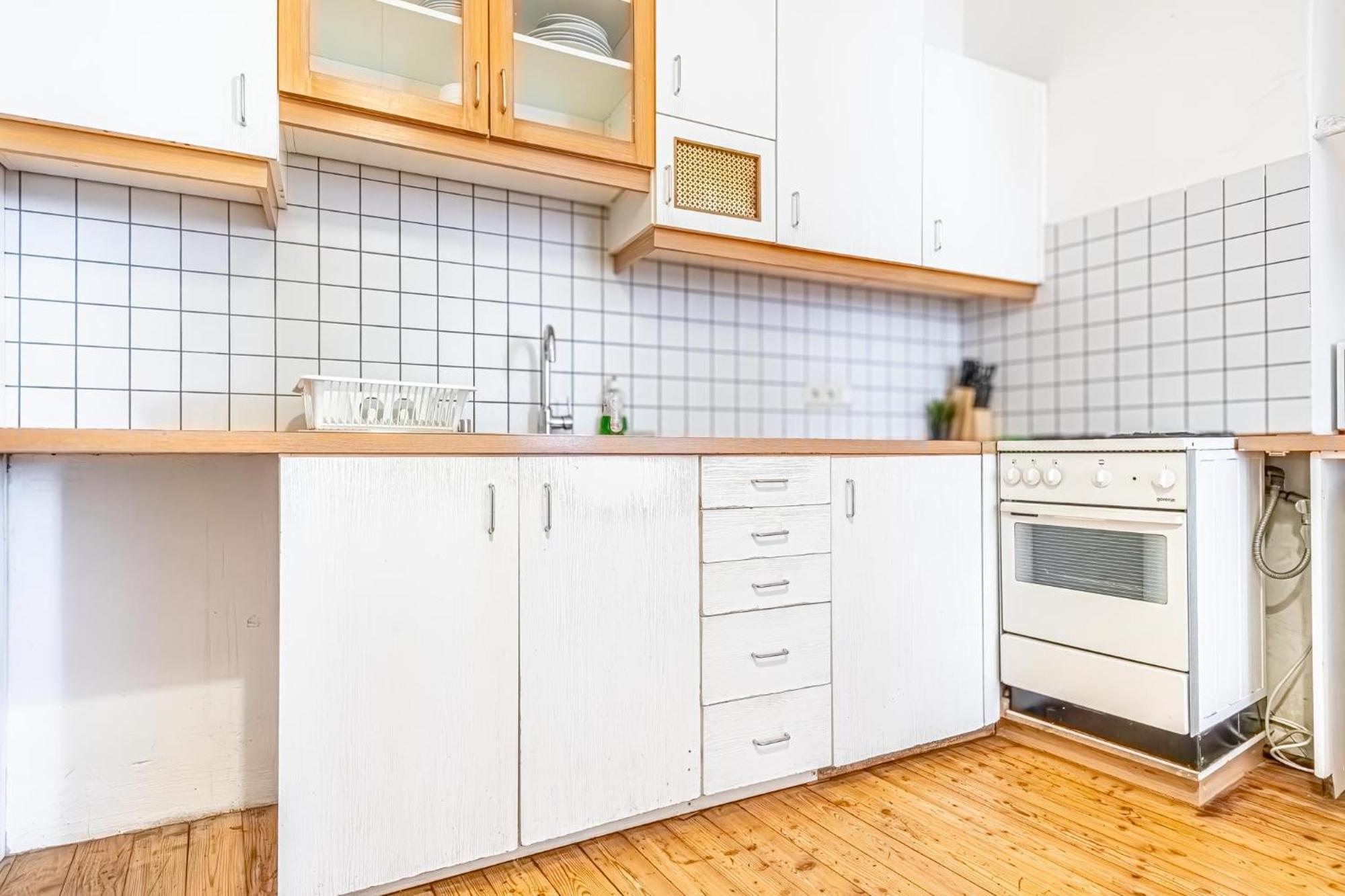 Simple Apartment Near Wiener Stadthalle Экстерьер фото