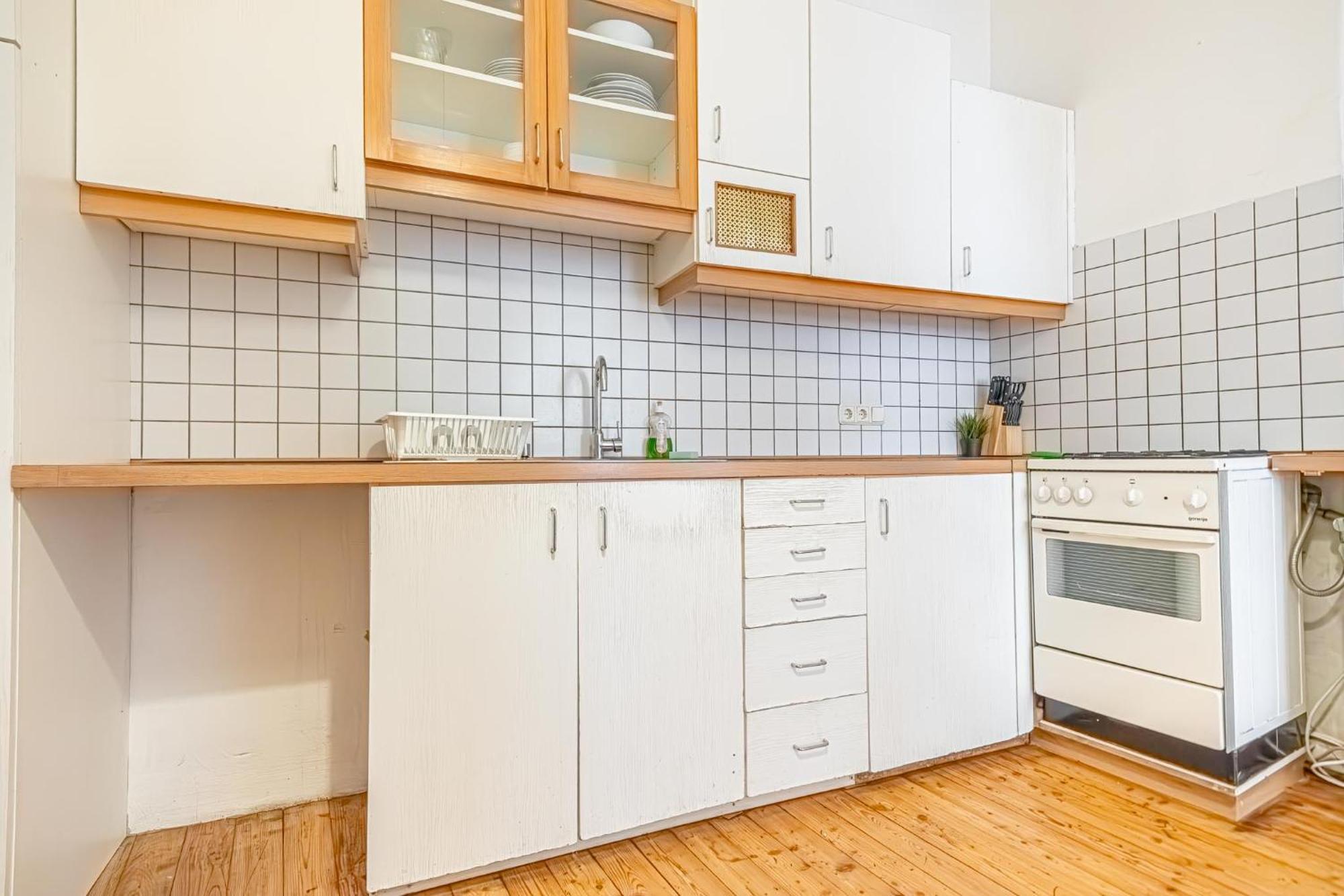 Simple Apartment Near Wiener Stadthalle Экстерьер фото